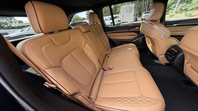 2022 Jeep Grand Cherokee Summit 4x4