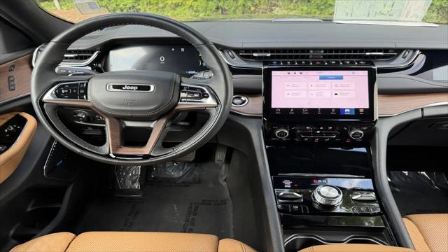 2022 Jeep Grand Cherokee Summit 4x4