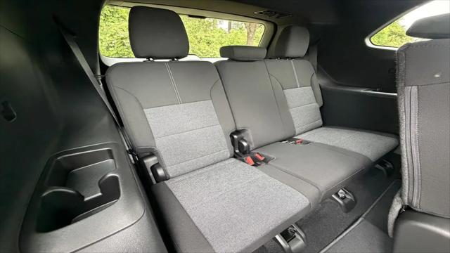 2026 GMC Acadia Elevation FWD