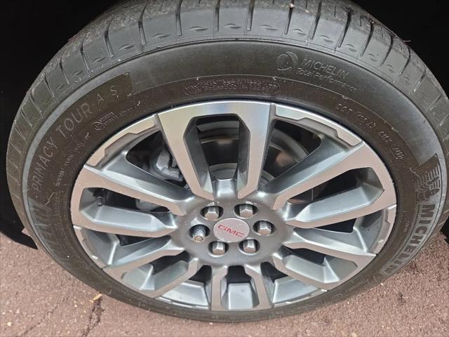 2021 GMC Acadia AWD Denali
