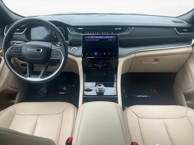 2025 Jeep Grand Cherokee Limited 4x4