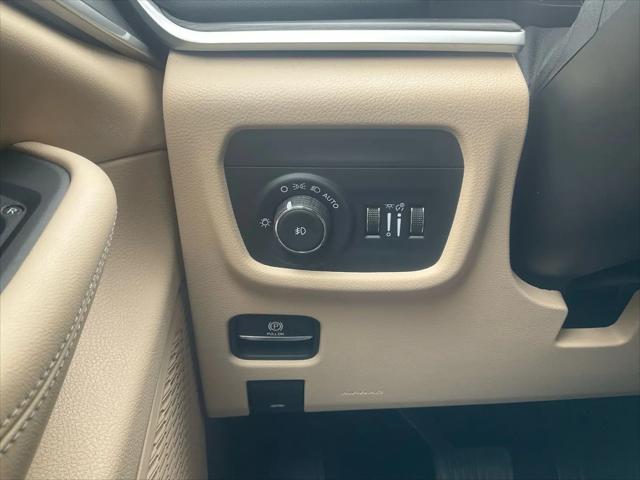 2025 Jeep Grand Cherokee Limited 4x4