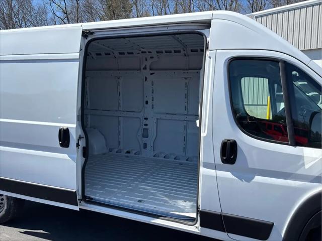 2025 Ram ProMaster 2500 Cargo Van Tradesman High Roof 159" WB w/Pass Seat