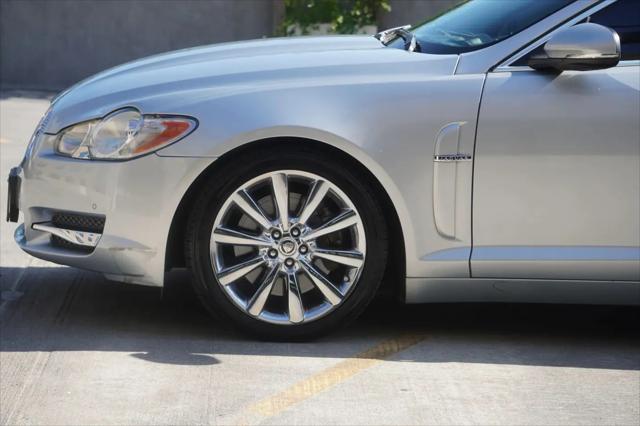 2011 Jaguar XF Premium
