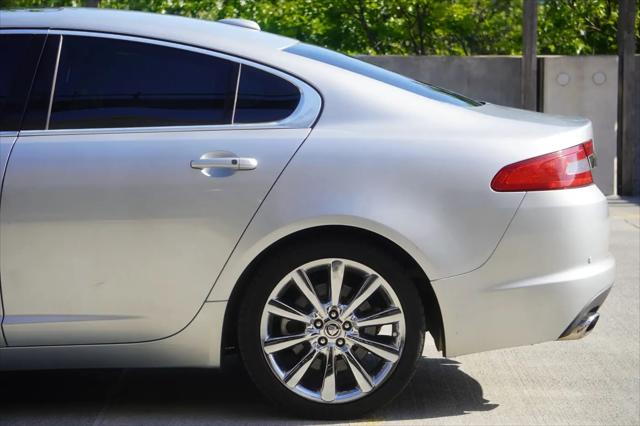 2011 Jaguar XF Premium