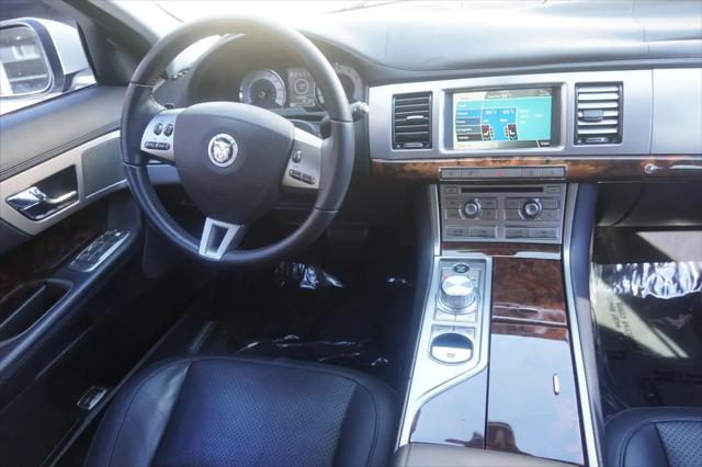 2011 Jaguar XF Premium