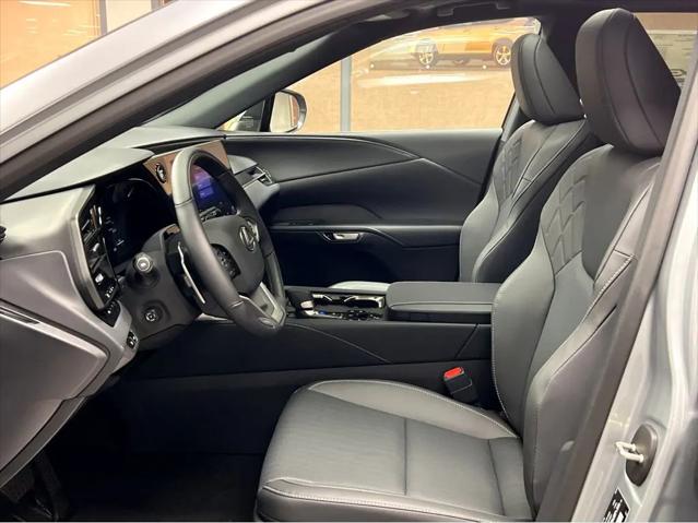 2026 Lexus RX 450h+ Luxury