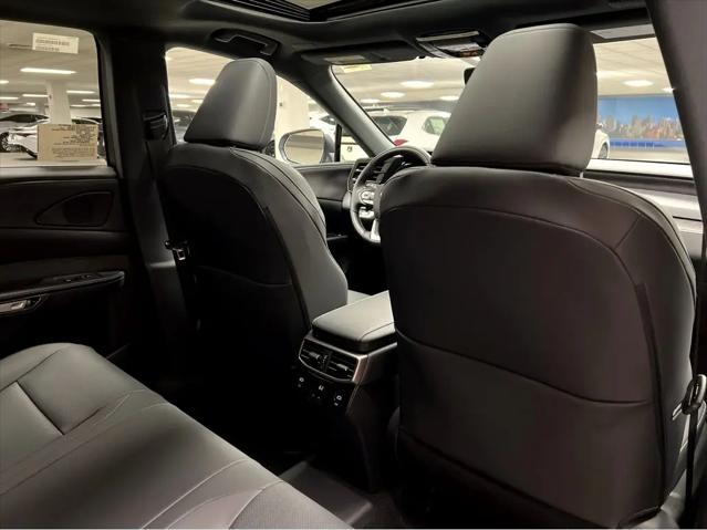 2026 Lexus RX 450h+ Luxury