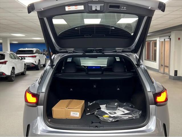 2026 Lexus RX 450h+ Luxury