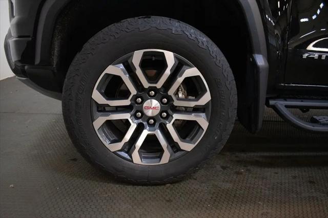 2024 GMC Canyon 4WD AT4