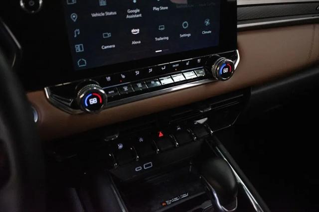 2024 GMC Canyon 4WD AT4