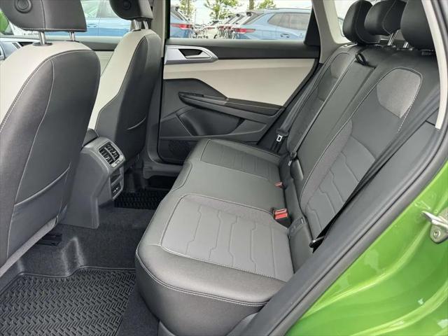 2026 Volkswagen Taos SE