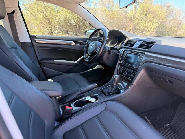 2018 Volkswagen Passat 2.0T SE