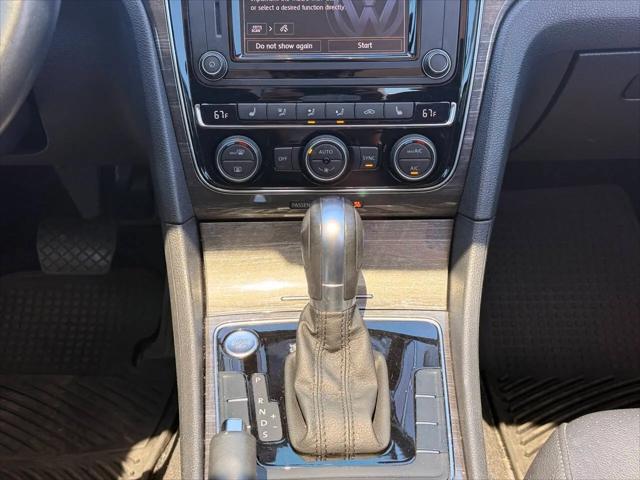 2018 Volkswagen Passat 2.0T SE