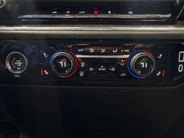 2024 Chevrolet Silverado 1500 4WD Crew Cab Short Bed LT with 2FL
