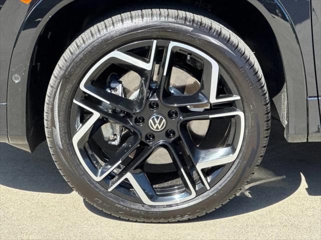 2026 Volkswagen Tiguan SEL R-Line Turbo