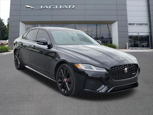 2022 Jaguar XF R-Dynamic SE P300 AWD Automatic