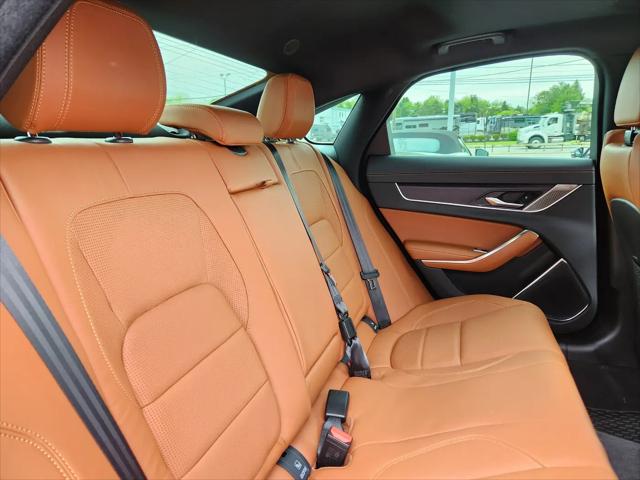 2022 Jaguar XF R-Dynamic SE P300 AWD Automatic
