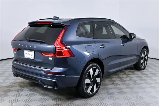 2024 Volvo XC60 Recharge T8 Plus Dark Theme