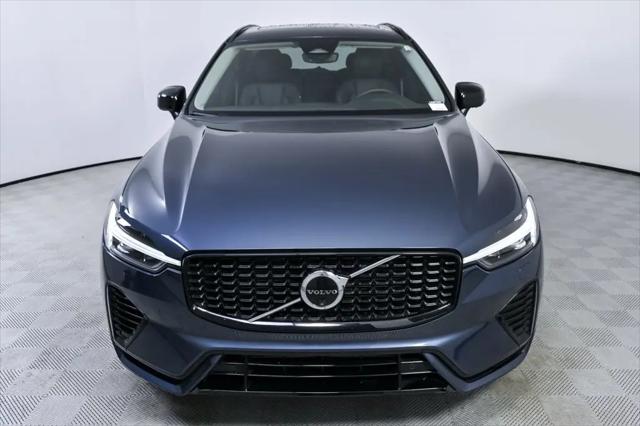 2024 Volvo XC60 Recharge T8 Plus Dark Theme