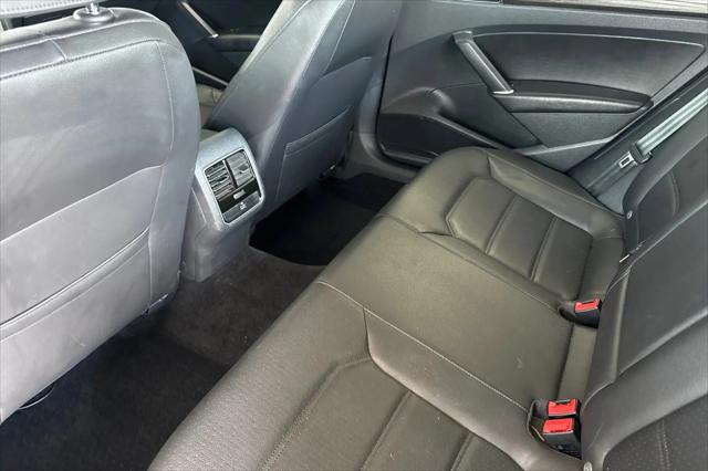 2018 Volkswagen Passat 2.0T SE