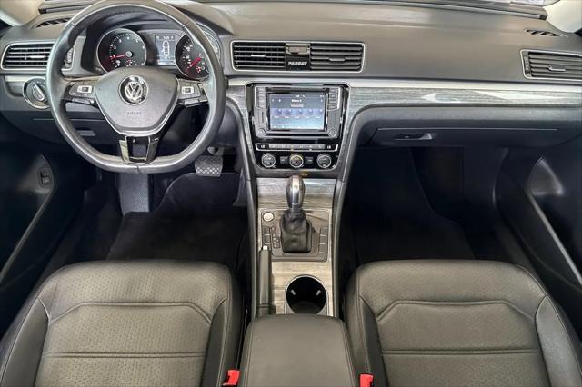 2018 Volkswagen Passat 2.0T SE