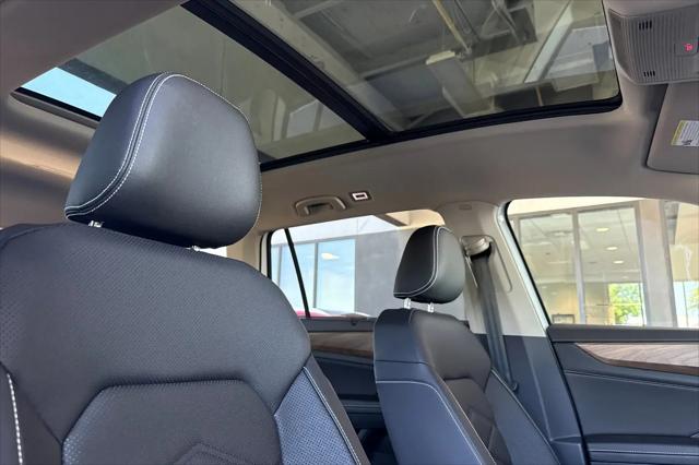 2026 Volkswagen Atlas SE with Technology