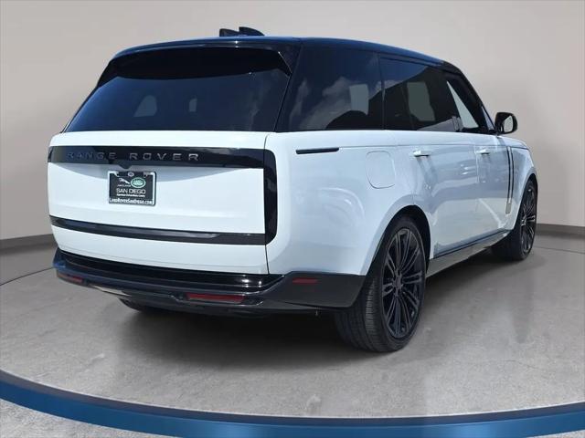 2026 Land Rover Range Rover P400 SE 7 Seat