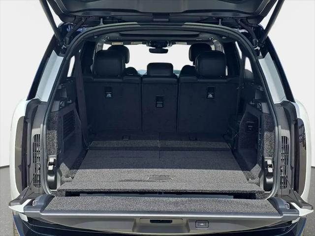 2026 Land Rover Range Rover P400 SE 7 Seat