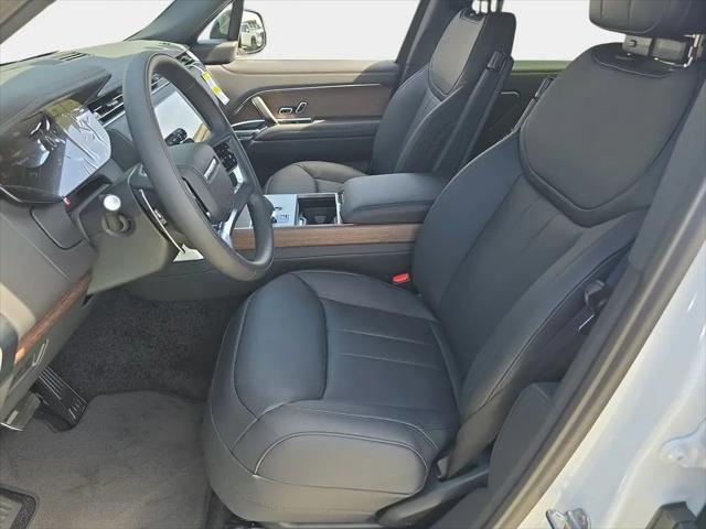 2026 Land Rover Range Rover P400 SE 7 Seat