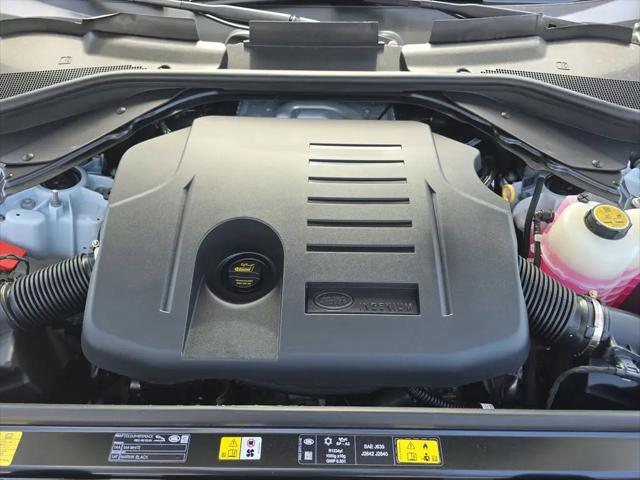 2026 Land Rover Range Rover P400 SE 7 Seat