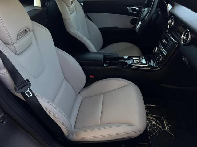 2016 Mercedes-Benz SLK SLK 300 SLK 300
