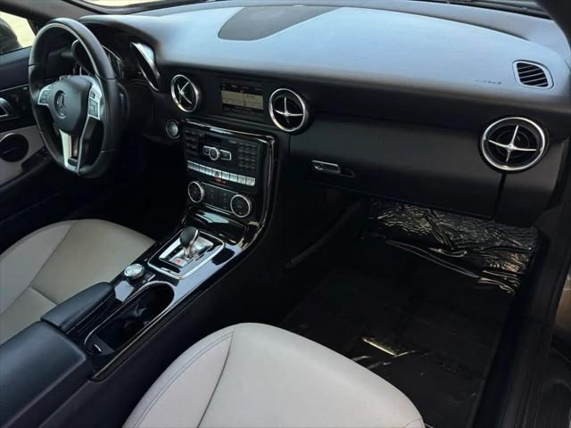 2016 Mercedes-Benz SLK SLK 300 SLK 300