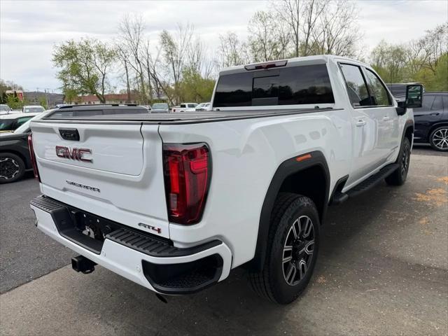 2023 GMC Sierra 2500HD 4WD Crew Cab Standard Bed AT4