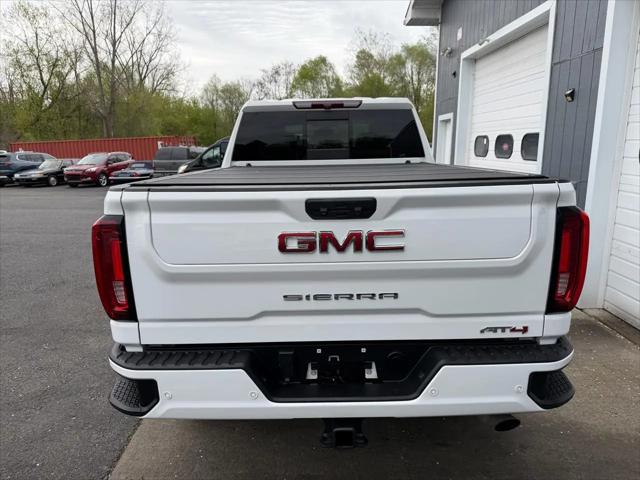 2023 GMC Sierra 2500HD 4WD Crew Cab Standard Bed AT4