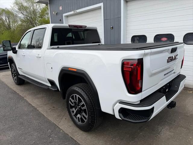 2023 GMC Sierra 2500HD 4WD Crew Cab Standard Bed AT4