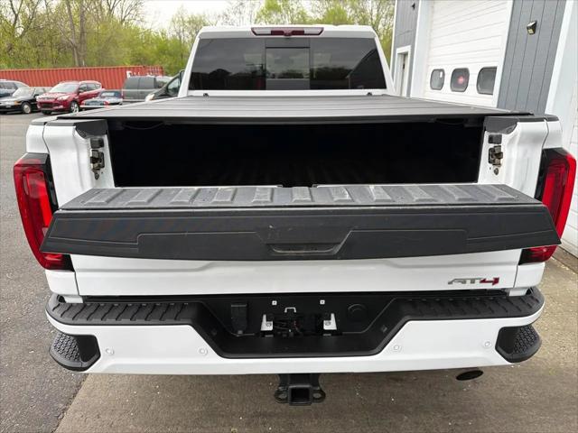 2023 GMC Sierra 2500HD 4WD Crew Cab Standard Bed AT4