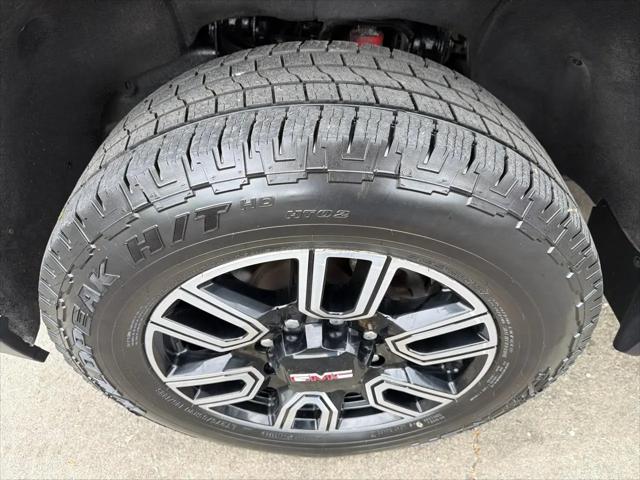 2023 GMC Sierra 2500HD 4WD Crew Cab Standard Bed AT4