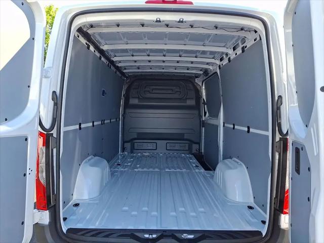 2026 Mercedes-Benz Sprinter 2500 Standard Roof 4-Cyl Diesel