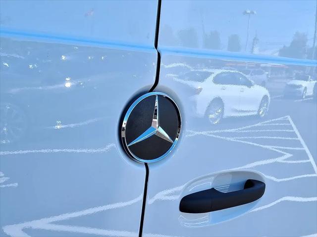 2026 Mercedes-Benz Sprinter 2500 Standard Roof 4-Cyl Diesel