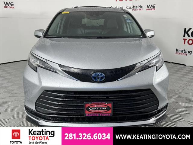 2023 Toyota Sienna LE