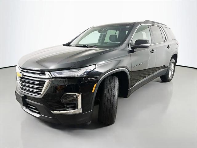 2023 Chevrolet Traverse AWD LT Cloth