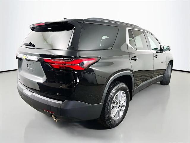 2023 Chevrolet Traverse AWD LT Cloth