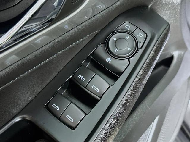 2023 Chevrolet Traverse AWD LT Cloth