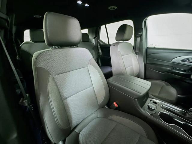 2023 Chevrolet Traverse AWD LT Cloth