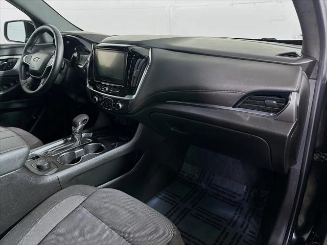 2023 Chevrolet Traverse AWD LT Cloth