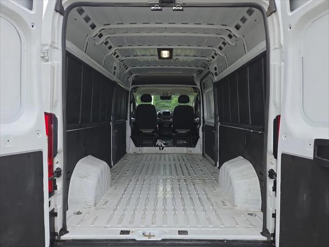 2025 Ram ProMaster 2500 Cargo Van Tradesman High Roof 159" WB w/Pass Seat