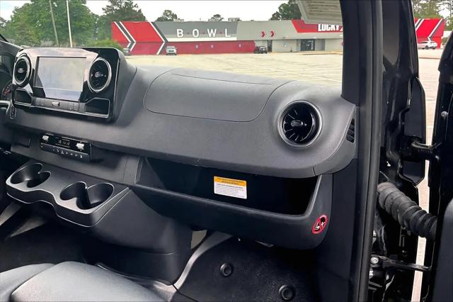 2022 Mercedes-Benz Sprinter 2500 Standard Roof V6