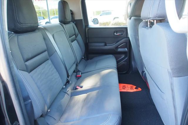 2023 Nissan Frontier Crew Cab SV 4x2