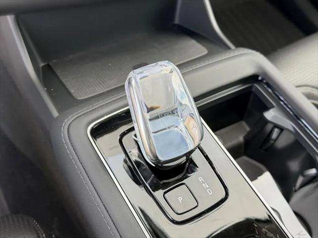 2026 Volvo XC90 Ultra Dark Theme, B6 AWD Gas (mild hybrid), Gasoline, 6 Seats
